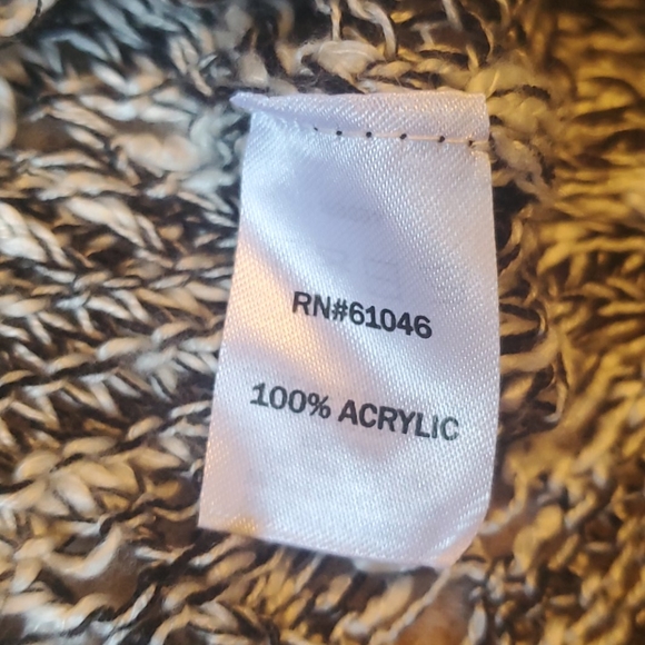 Vanity cowl neck sweater with fringe size Large - Picture 12 of 12